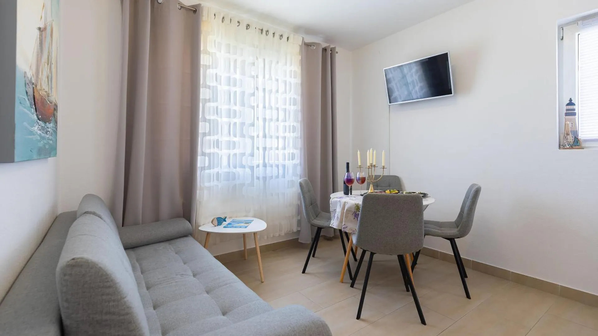 Apartamento Sandstrand, No 2 Nin
